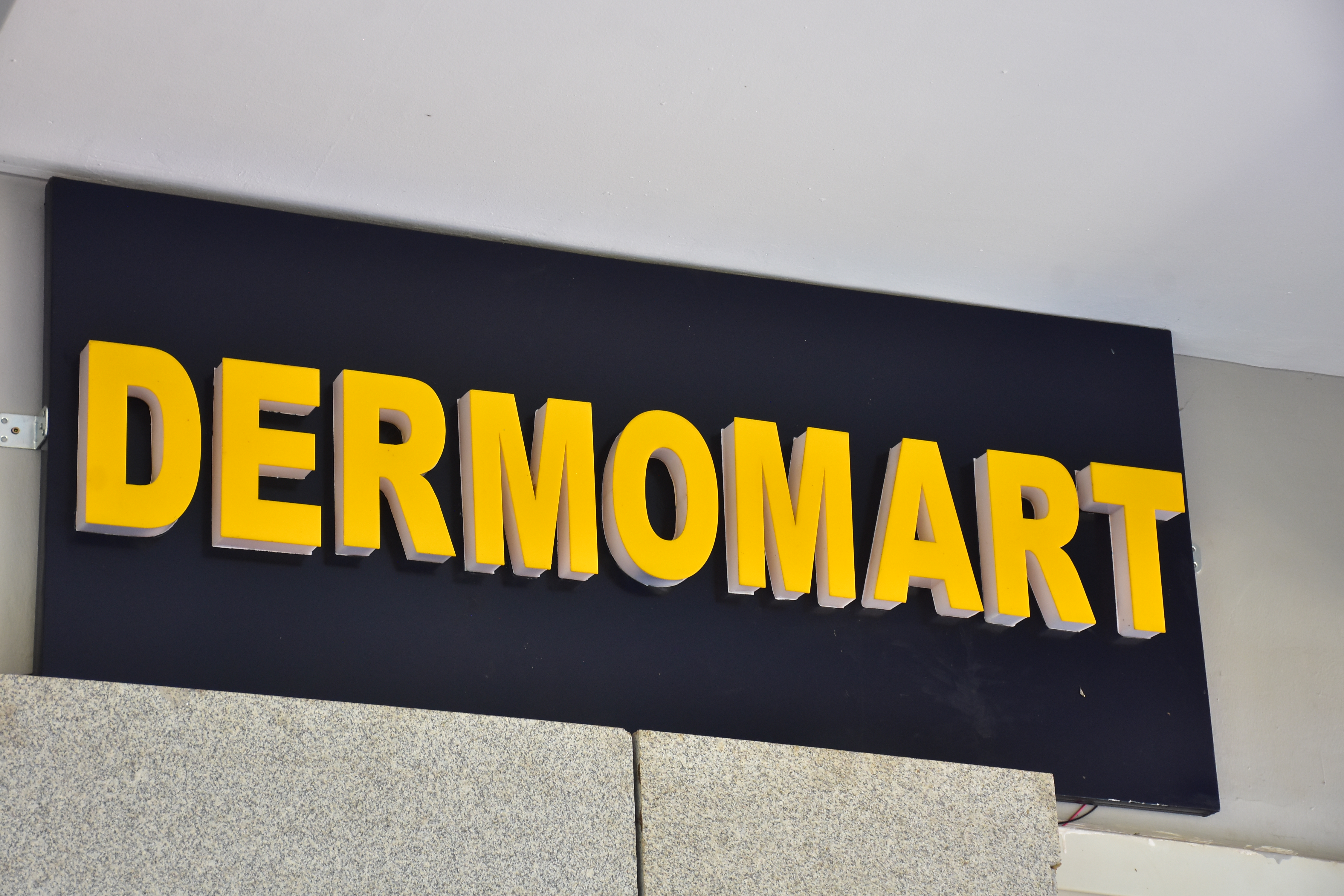 Dermomart Team